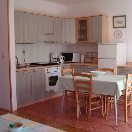 Apartment Branko With Free Parking Ičići Εξωτερικό φωτογραφία