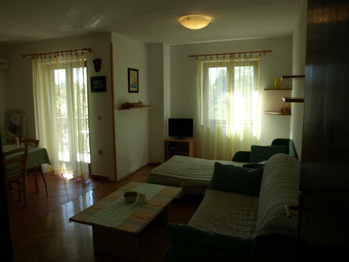 Apartment Branko With Free Parking Ičići Εξωτερικό φωτογραφία
