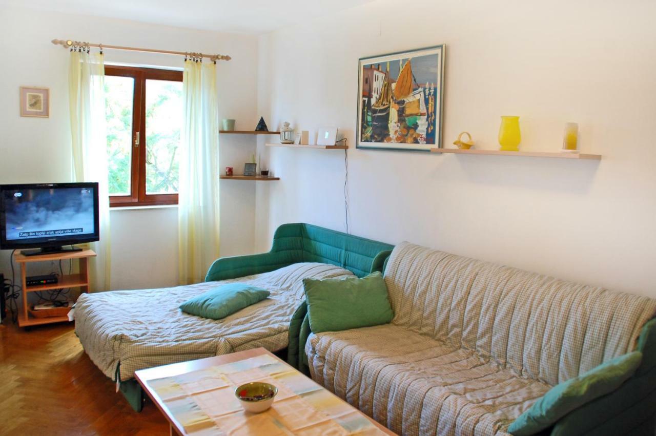 Apartment Branko With Free Parking Ičići Εξωτερικό φωτογραφία